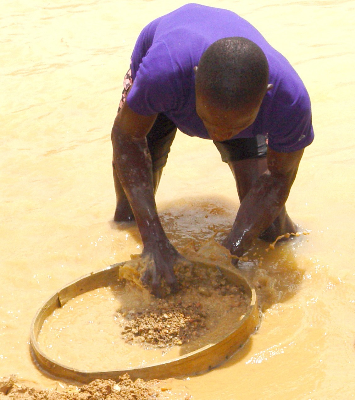 Alluvial diamond miner Sierra Leone 2005
