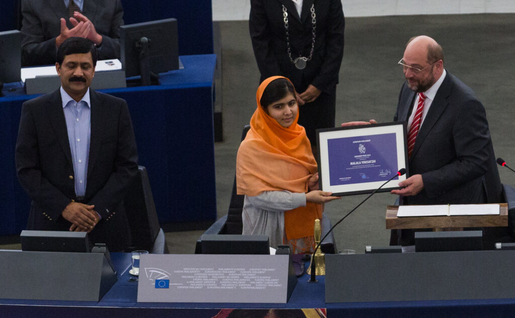 Remise du Prix Sakharov a Malala Yousafzai Strasbourg 20 novembre 2013 01 cropped 2