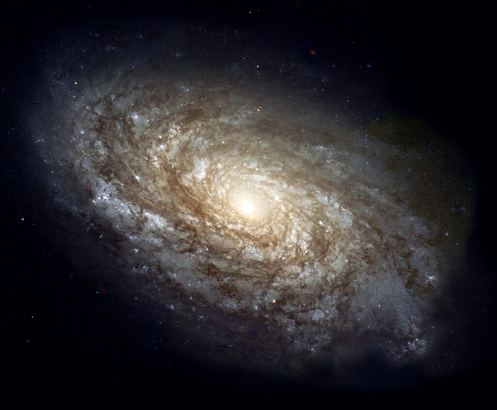 NGC 4414 NASA med