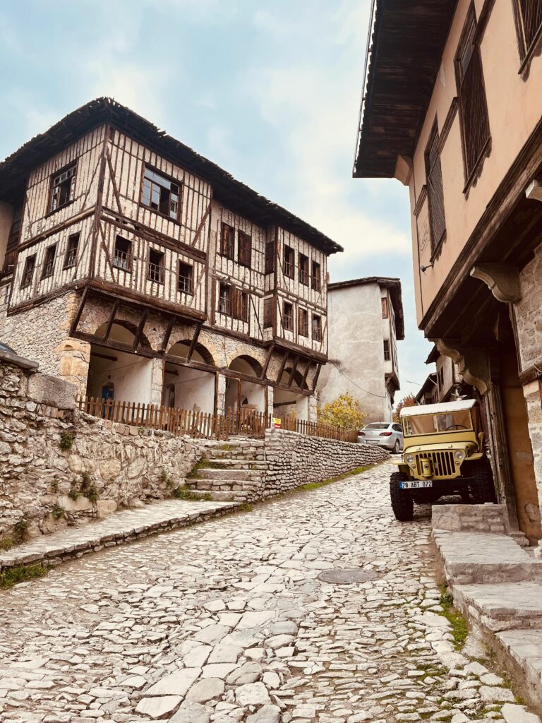 pexels halil cihat daricioglu 229755410 34750754